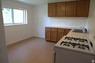 1737 N 600 E, North Ogden, UT 84414 - Photo 10