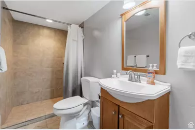 705 N Lochwood Vw, Garden City, UT 84028 - Photo 30