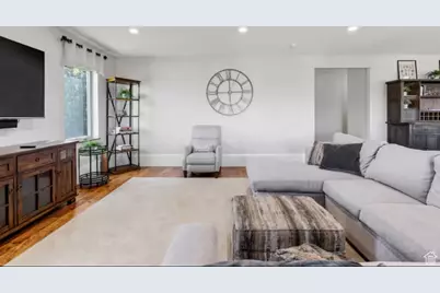 705 N Lochwood Vw, Garden City, UT 84028 - Photo 10