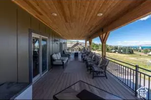 705 N Lochwood View, Garden City, UT 84028 - Photo 96