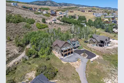 705 N Lochwood Vw, Garden City, UT 84028 - Photo 88