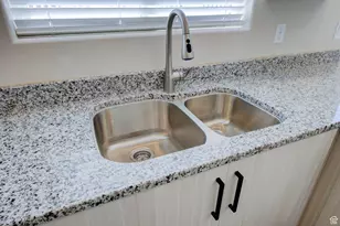 51 S 4375 W, Cedar City, UT 84720 - Photo 32