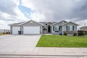 5203 N Tomahawk Dr, Enoch, UT 84721 - Photo 38