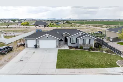 5203 N Tomahawk Dr, Enoch, UT 84721 - Photo 42