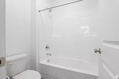 1877 S Sawmill Blvd #413, Heber City, UT 84032 - Photo 36