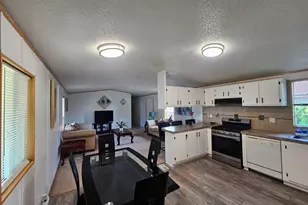 2852 S Hampton Park Dr W, West Valley, UT 84119 - Photo 6