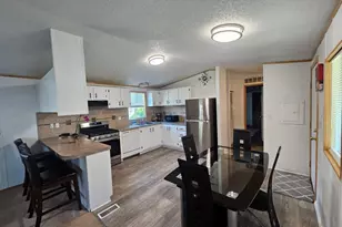 2852 S Hampton Park Dr W, West Valley, UT 84119 - Photo 8