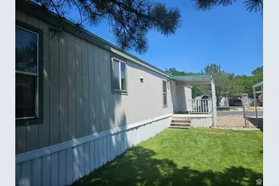 2852 S Hampton Park Dr W, West Valley, UT 84119 - Photo 2