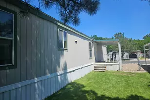 2852 S Hampton Park Dr W, West Valley, UT 84119 - Photo 2