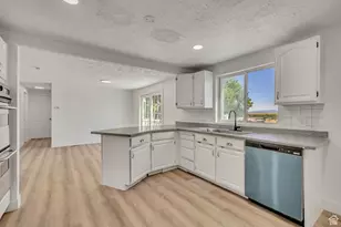 1472 Hogans Rd, Stockton, UT 84071 - Photo 4