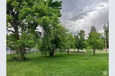 115 W 200 S, Kanosh, UT 84637 - Photo 20