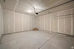 1835 E Burger St, Lake Point, UT 84074 - Photo 28