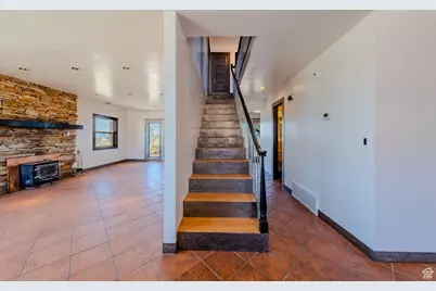 6178 E Zion Rd, Kanab, UT 84741 - Photo 4