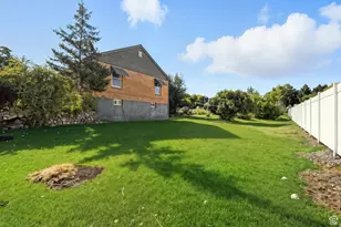 407 S 100 W, Providence, UT 84332 - Photo 2