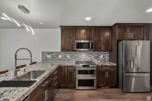 1373 W Stewart Falls Dr, Riverton, UT 84065 - Photo 22