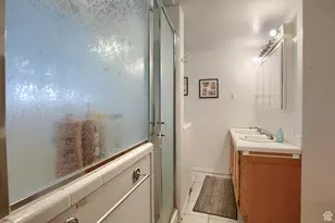 2196 E 6450 S, Cottonwood Heights, UT 84121 - Photo 16