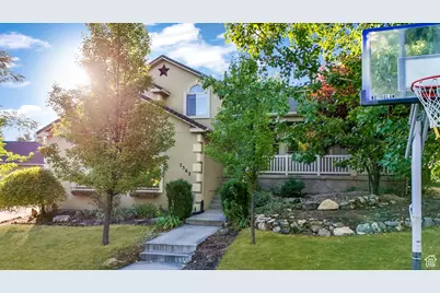 7562 N Kidwelly Ct, Eagle Mountain, UT 84005 - Photo 2