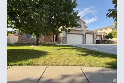 2038 W 2185 S, Woods Cross, UT 84087 - Photo 2