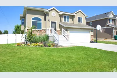 3176 W 5625 S, Roy, UT 84067 - Photo 2