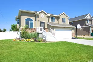 3176 W 5625 S, Roy, UT 84067 - Photo 2