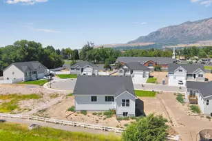 403 W 1225 N, Harrisville, UT 84404 - Photo 6