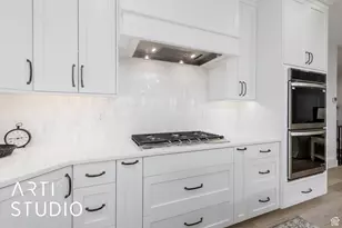 1302 E Sunset Ct, Ogden, UT 84403 - Photo 18