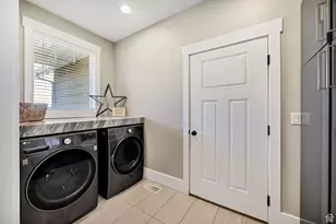 84 N 820 E, Hyde Park, UT 84318 - Photo 32