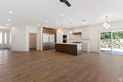 334 E Cottrell Ln, Farmington, UT 84025 - Photo 10