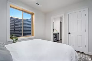 1061 W Smithsonian Way, Apple Valley, UT 84737 - Photo 20