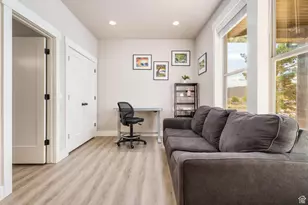 1061 W Smithsonian Way, Apple Valley, UT 84737 - Photo 12