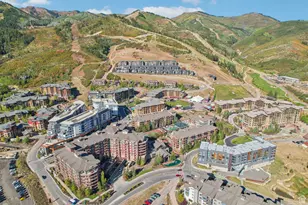 3000 Canyon Resort Dr, Park City, UT 84098 - Photo 26