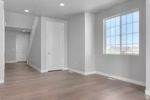 463 S McBride Dr, Grantsville, UT 84029 - Photo 8