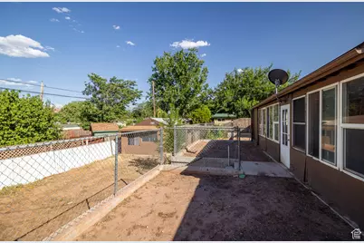 491 Mountain View Dr, Moab, UT 84532 - Photo 32