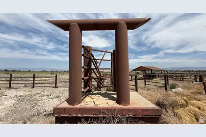 3367 E 4750 S, Wellington, UT 84542 - Photo 34