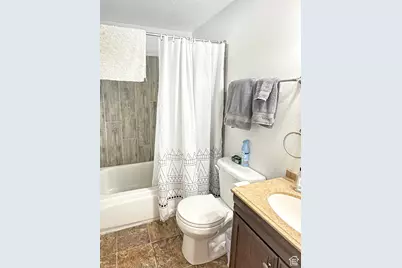 245 N 300 W, Castle Dale, UT 84513 - Photo 16