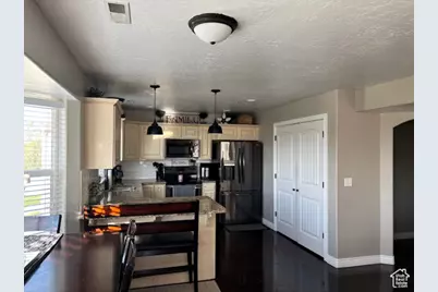 392 W 3775 S, Vernal, UT 84078 - Photo 2