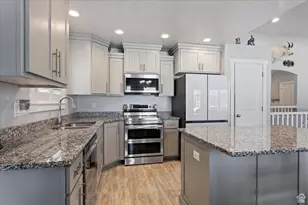 4448 W 5325 S, Hooper, UT 84315 - Photo 4