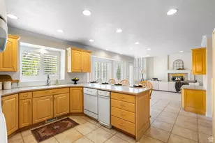 2041 W 8820 S, West Jordan, UT 84088 - Photo 16