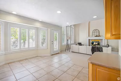 2041 W 8820 S, West Jordan, UT 84088 - Photo 18