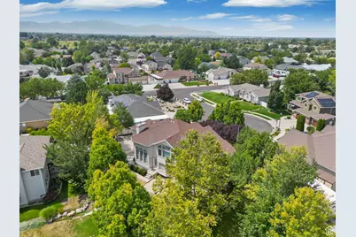 2041 W 8820 S, West Jordan, UT 84088 - Photo 50