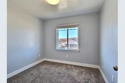 819 S 300 W, Vernal, UT 84078 - Photo 24