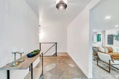 3129 N Cherokee Ln E, Provo, UT 84604 - Photo 16