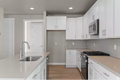 11184 S Fordman Way, South Jordan, UT 84009 - Photo 12