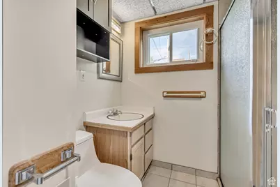 841 E Newbold Cir S, Midvale, UT 84047 - Photo 16