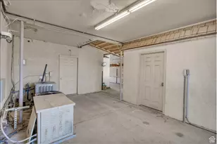 1009 N 2050 East Cir E, Saint George, UT 84770 - Photo 28