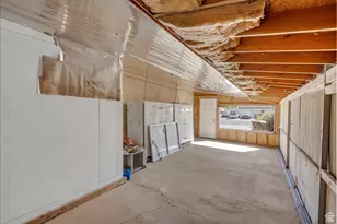 1009 N 2050 East Cir E, Saint George, UT 84770 - Photo 26