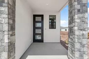 1033 E Coyote Crest Dr, Washington, UT 84780 - Photo 4