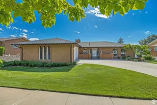 159 N Davis Blvd Blvd, Bountiful, UT 84010 - Photo 2