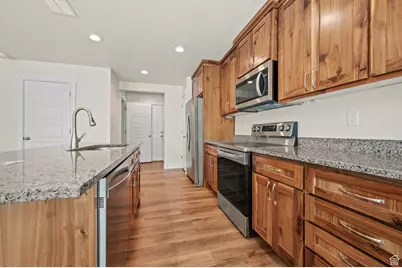 2777 W 4175 S #229, Roy, UT 84067 - Photo 8