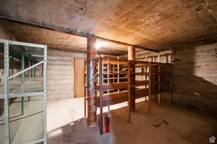 289 N 700 E, Kaysville, UT 84037 - Photo 36